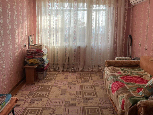 Продам трехкомнатную (3-комн.) квартиру, Первомайский пер, 20, Кавказская ст-ца