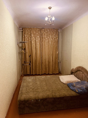 Продам трехкомнатную (3-комн.) квартиру, Ленина ул, 47, Алушта г