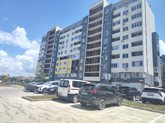 Продам двухкомнатную (2-комн.) квартиру, Парковая ул, 22, Молодежное пгт