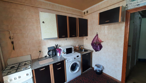 Продам двухкомнатную (2-комн.) квартиру, Балаклавская ул, 97, Симферополь г