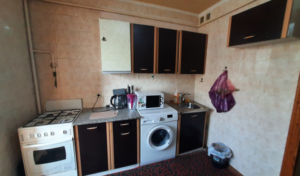 Продам двухкомнатную (2-комн.) квартиру, Балаклавская ул, 97, Симферополь г