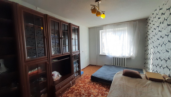 Продам двухкомнатную (2-комн.) квартиру, Балаклавская ул, 97, Симферополь г