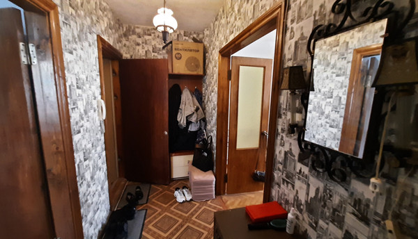 Продам двухкомнатную (2-комн.) квартиру, Балаклавская ул, 97, Симферополь г