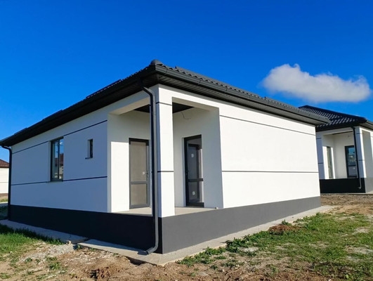 Продам дом, Имени Героя СССР Георгия Лобова ул, Раевская ст-ца, 0 км от города