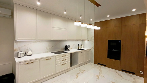 Продам трехкомнатную (3-комн.) квартиру, Наставников ул, 11, Краснодар г