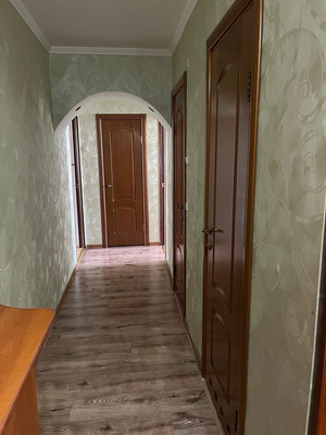 Продам трехкомнатную (3-комн.) квартиру, Октябрьская ул, 5, Пионерский г