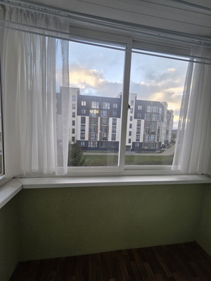 Продам трехкомнатную (3-комн.) квартиру, Октябрьская ул, 5, Пионерский г