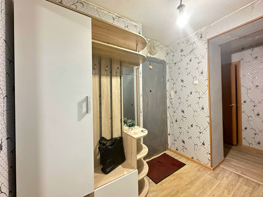 Продам двухкомнатную (2-комн.) квартиру, Малая Ямская ул, 2кА, Пермь г