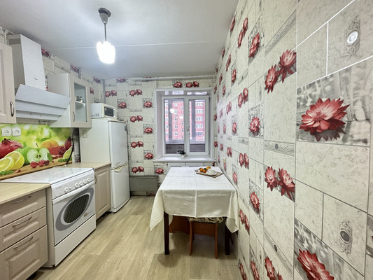 Продам двухкомнатную (2-комн.) квартиру, Малая Ямская ул, 2кА, Пермь г