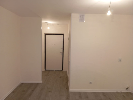 Продам однокомнатную (1-комн.) квартиру, Тихая ул, 9к5, Бугры п