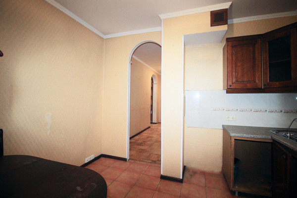 Продам трехкомнатную (3-комн.) квартиру, Генерала Кузнецова ул, 20, Москва г