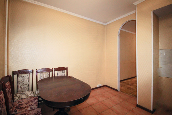 Продам трехкомнатную (3-комн.) квартиру, Генерала Кузнецова ул, 20, Москва г