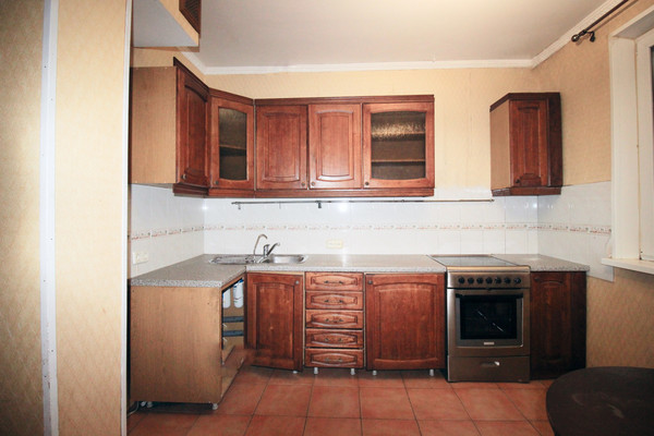 Продам трехкомнатную (3-комн.) квартиру, Генерала Кузнецова ул, 20, Москва г