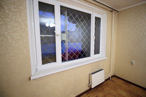 Продам трехкомнатную (3-комн.) квартиру, Генерала Кузнецова ул, 20, Москва г