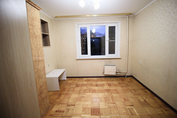 Продам трехкомнатную (3-комн.) квартиру, Генерала Кузнецова ул, 20, Москва г