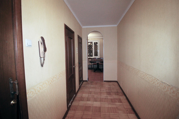 Продам трехкомнатную (3-комн.) квартиру, Генерала Кузнецова ул, 20, Москва г