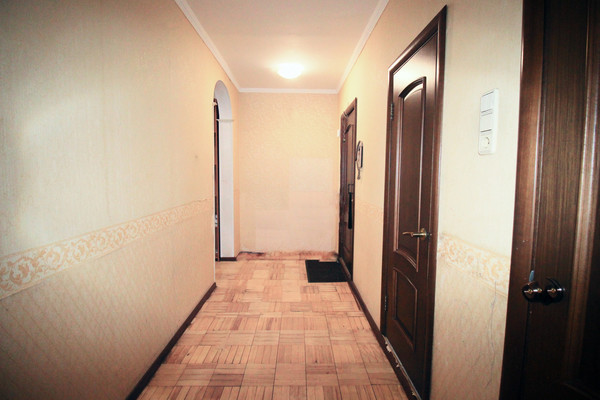 Продам трехкомнатную (3-комн.) квартиру, Генерала Кузнецова ул, 20, Москва г