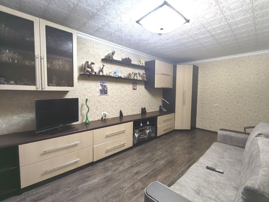 Продам двухкомнатную (2-комн.) квартиру, Рощинская (Климовск мкр.) ул, 19ка, Подольск г