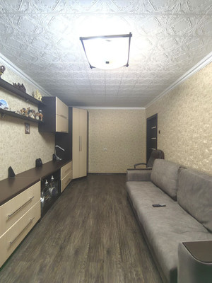 Продам двухкомнатную (2-комн.) квартиру, Рощинская (Климовск мкр.) ул, 19ка, Подольск г