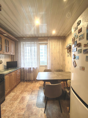 Продам двухкомнатную (2-комн.) квартиру, Рощинская (Климовск мкр.) ул, 19ка, Подольск г