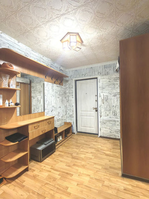 Продам двухкомнатную (2-комн.) квартиру, Рощинская (Климовск мкр.) ул, 19ка, Подольск г