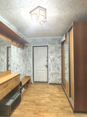 Продам двухкомнатную (2-комн.) квартиру, Рощинская (Климовск мкр.) ул, 19ка, Подольск г