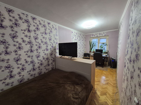 Продам трехкомнатную (3-комн.) квартиру, Пушкинская ул, 15к2, Ашукино дп