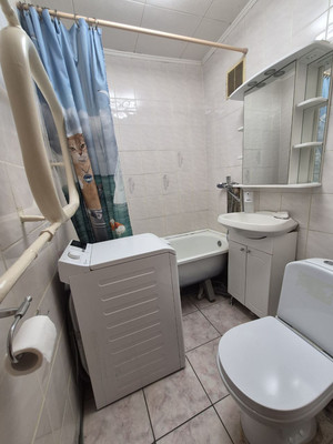 Продам трехкомнатную (3-комн.) квартиру, Пушкинская ул, 15к2, Ашукино дп