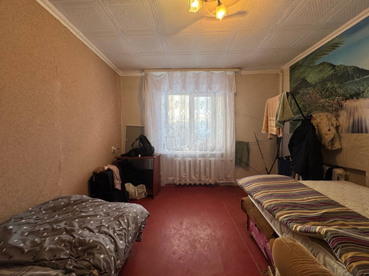 Продам двухкомнатную (2-комн.) квартиру, Чернышевского ул, 4, Ишим г