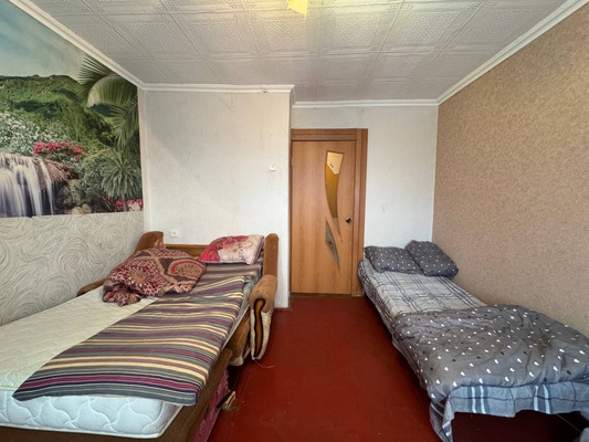 Продам двухкомнатную (2-комн.) квартиру, Чернышевского ул, 4, Ишим г