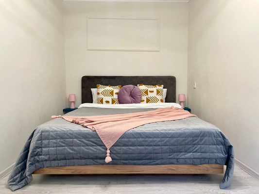 Продам двухкомнатную (2-комн.) квартиру, Генерала Соммера ул, 58, Калининград г