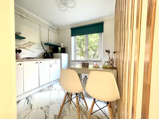 Продам двухкомнатную (2-комн.) квартиру, Генерала Соммера ул, 58, Калининград г