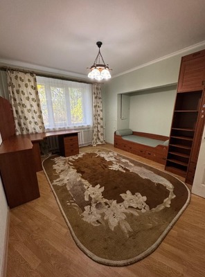 Продам двухкомнатную (2-комн.) квартиру, 1-я Крестьянская ул, 18, Мытищи г