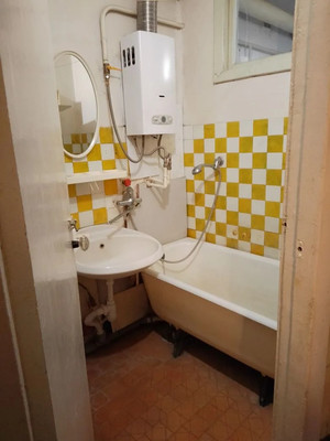 Продам двухкомнатную (2-комн.) квартиру, Советской Армии ул, 175, Армавир г