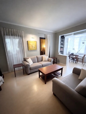 Продам трехкомнатную (3-комн.) квартиру, Цветной бульвар (Центральный р-н) ул, 10, Сочи г