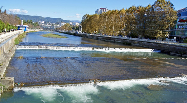 Продам трехкомнатную (3-комн.) квартиру, Цветной бульвар (Центральный р-н) ул, 10, Сочи г