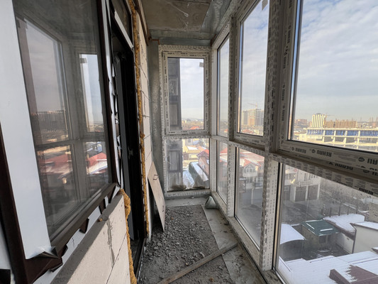 Продам трехкомнатную (3-комн.) квартиру, Атажукина ул, 11, Нальчик г