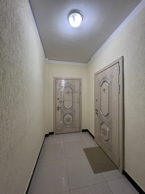 Продам трехкомнатную (3-комн.) квартиру, Атажукина ул, 11, Нальчик г