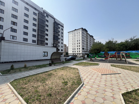 Продам трехкомнатную (3-комн.) квартиру, Атажукина ул, 11, Нальчик г