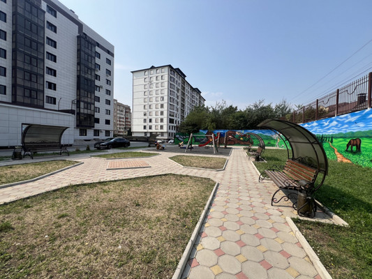 Продам трехкомнатную (3-комн.) квартиру, Атажукина ул, 11, Нальчик г