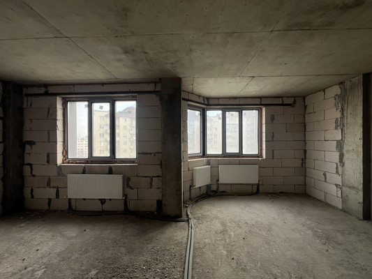 Продам трехкомнатную (3-комн.) квартиру, Атажукина ул, 11, Нальчик г