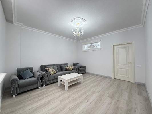 Продам двухкомнатную (2-комн.) квартиру, Эльбрусская ул, 19, Нальчик г