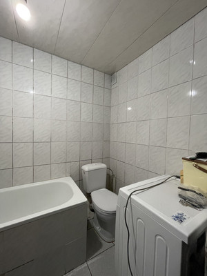 Продам трехкомнатную (3-комн.) квартиру, Кабардинская ул, 195, Нальчик г