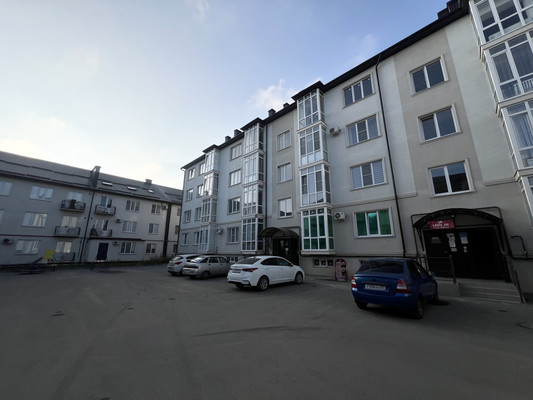 Продам однокомнатную (1-комн.) квартиру, Кабардинская ул, 228ка, Нальчик г