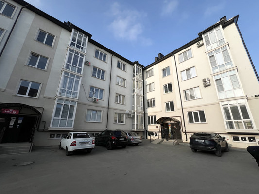 Продам однокомнатную (1-комн.) квартиру, Кабардинская ул, 228ка, Нальчик г