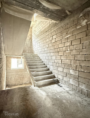 Продам двухкомнатную (2-комн.) квартиру, Солнечная ул, 8, Нальчик г