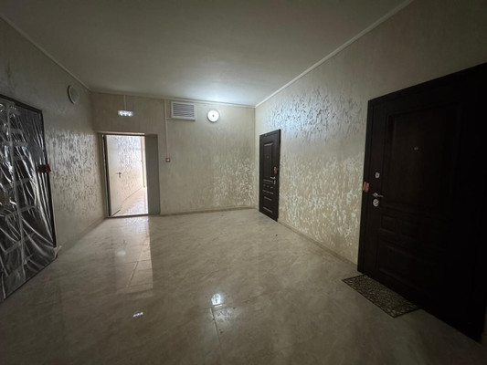 Продам трехкомнатную (3-комн.) квартиру, Тлостанова ул, 16к1, Нальчик г