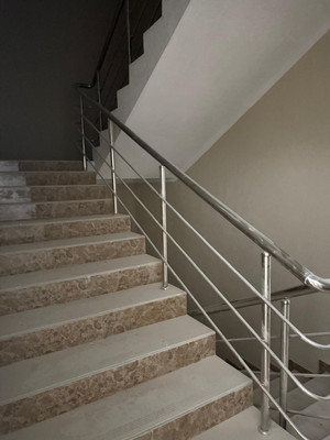 Продам трехкомнатную (3-комн.) квартиру, Тлостанова ул, 16к1, Нальчик г