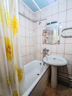 Продам однокомнатную (1-комн.) квартиру, Аэродромная ул, 10/2, Краснодар г