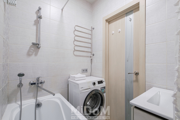 Продам однокомнатную (1-комн.) квартиру, Рыбацкий пр-кт, 18к2 литера А, Санкт-Петербург г